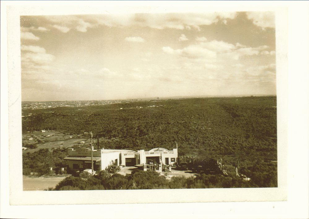 Forest Gate Service Station on the Corner of Beacon Hill Road and Warringah Road