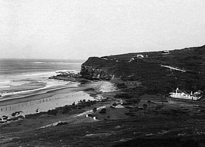 Bilgola Beach and district, shows Bilgola House and Tea Rooms