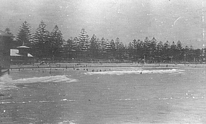 Southern end of Manly Beach and Pavilion