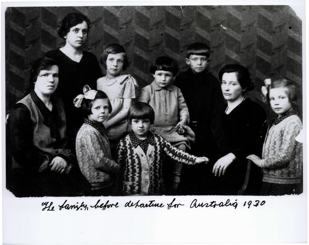 Aloisi family before leaving Italy