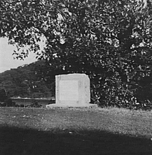Monument at Boyle Street, Balgowlah