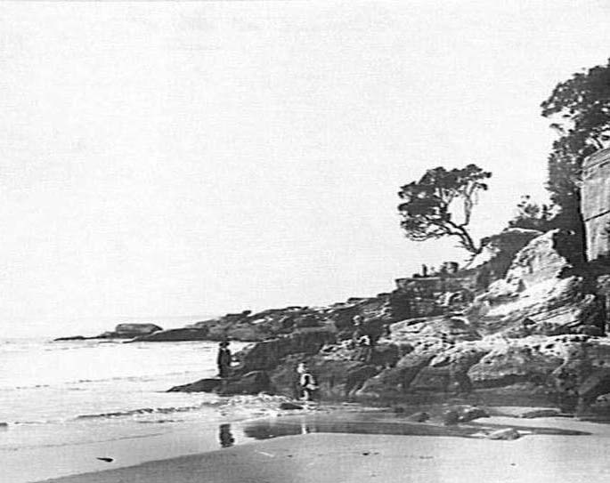 View of the very southern end of Manly Beach