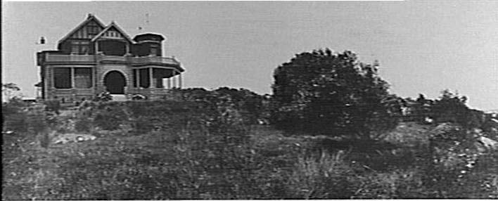 Unidentified house in Fairlight