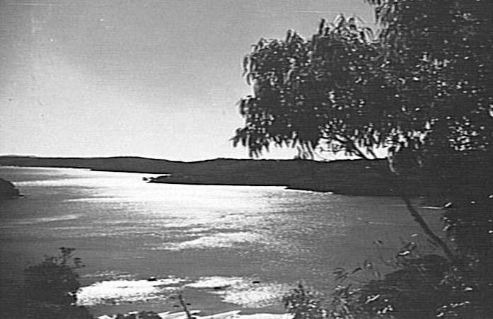 Unidentified bay possibly Broken Bay