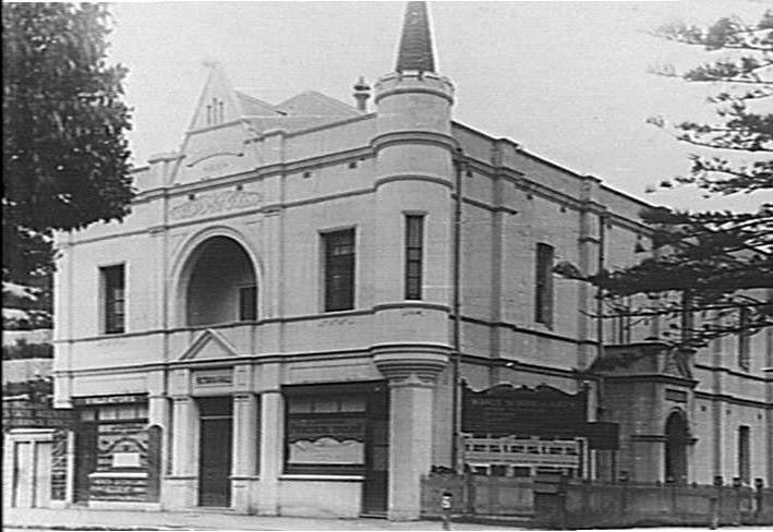 Victoria Hall, corner of The Corso and Darley Road, c 1905