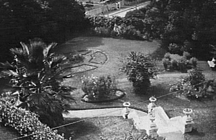 Grounds of "Leitelinna", George Street, Manly
