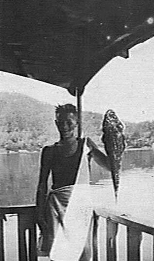 Dick Grushalpe of Manly Surf Club holding a large fish, Cowan Creek