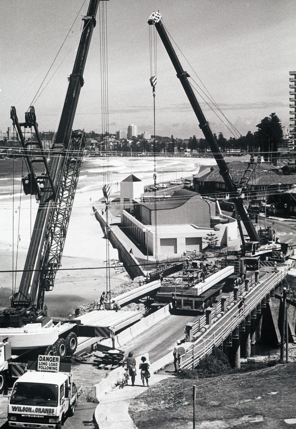 Queenscliff Bridge under reconstruction, 1989