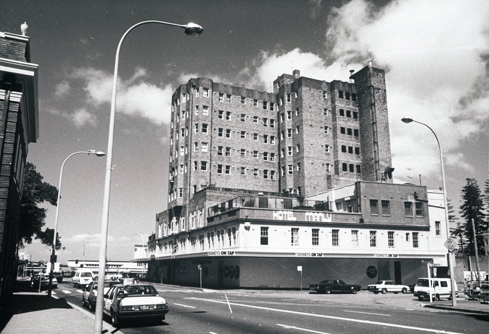 Hotel Manly, corner of Belgrave Street and West Esplanade