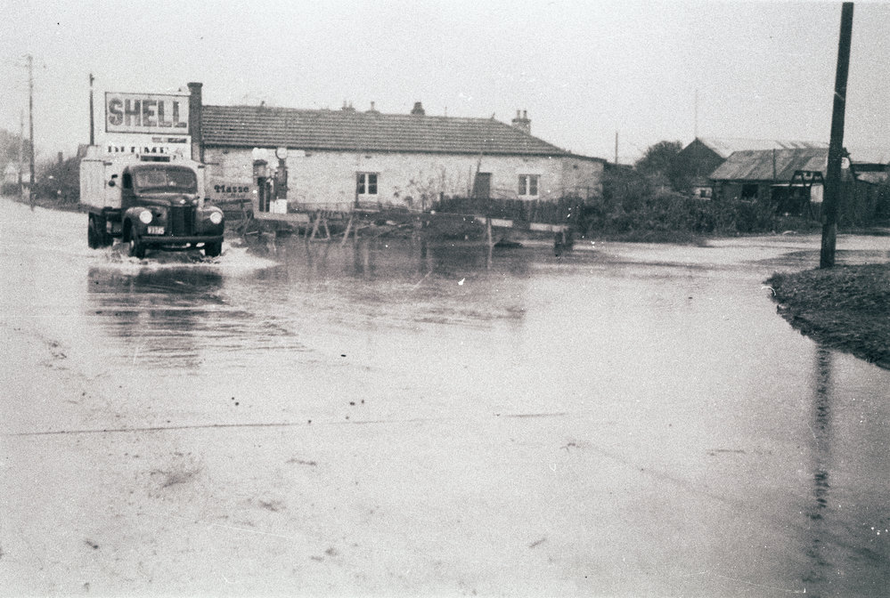 Pittwater Road and Lakeside Crescent in flood, Manly