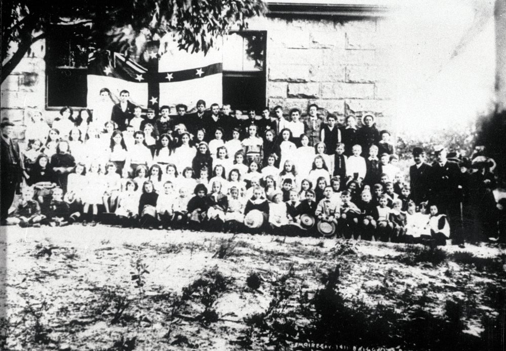 Balgowlah School students (now Balgowlah / Seaforth Library)