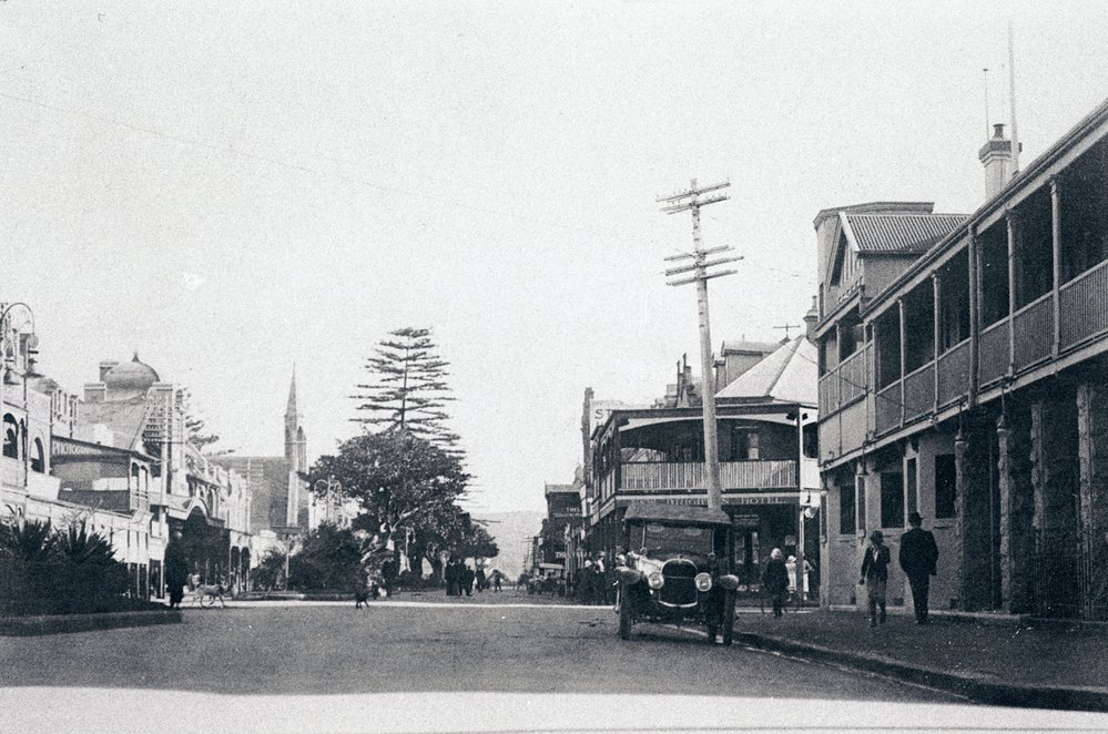 Corso, Manly