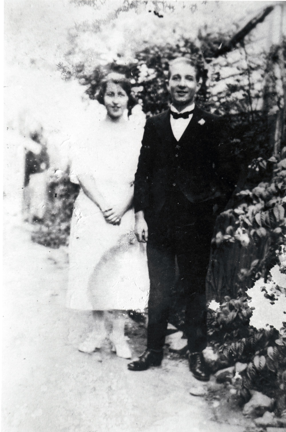 Dorothy and Robert Brown, early 1920s