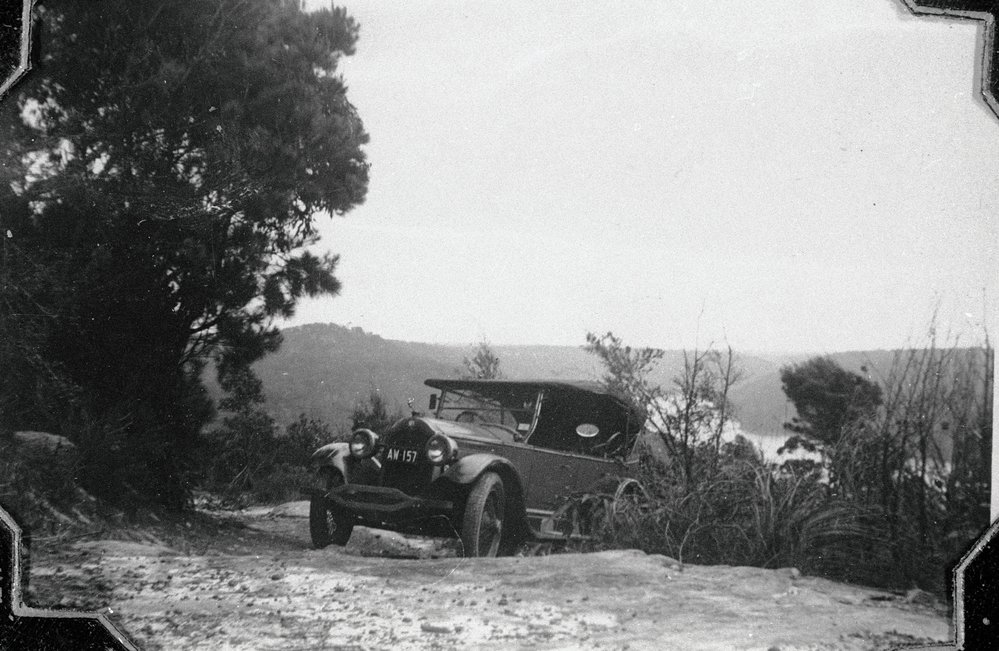 Castle Circuit, Seaforth, showing a 4-cylinder 1924 Buick