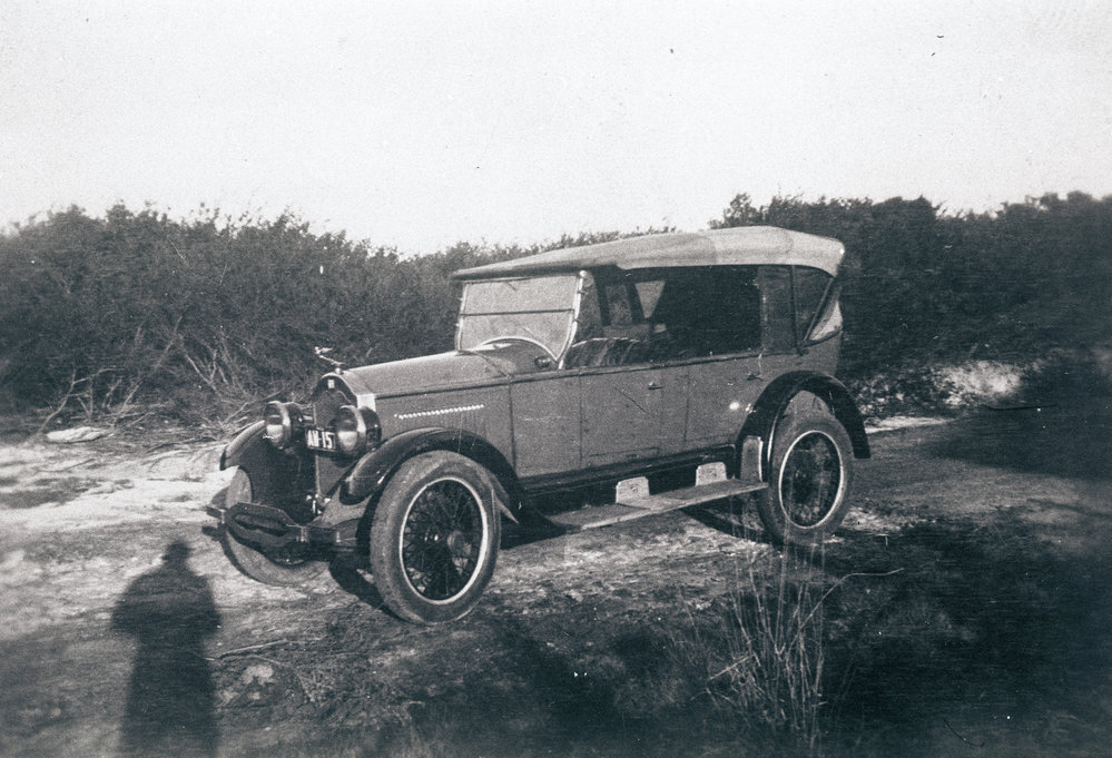 A 4-cylinder 1924 Buick in Clontarf Street, Seaforth