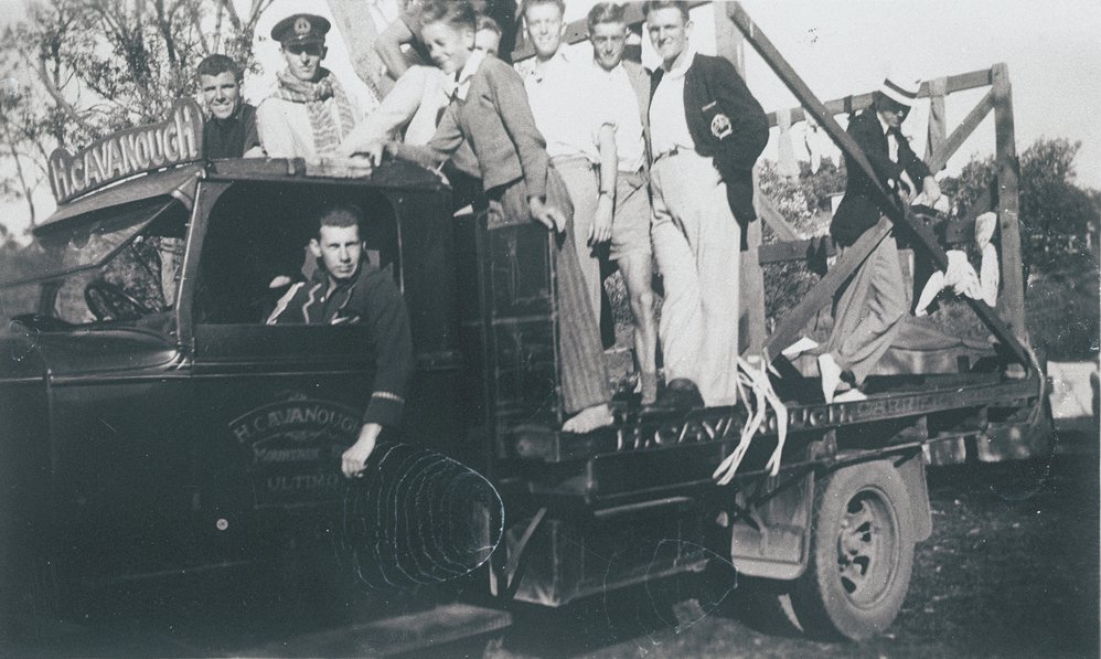 Members of Manly 16ft Skiff Club at a regatta at Avoca Beach