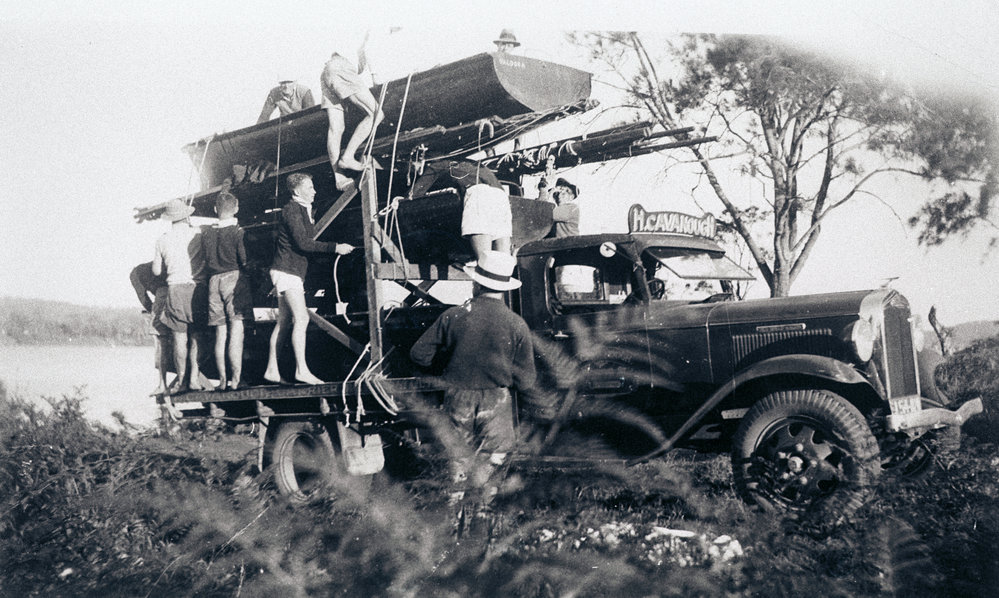 Members of Manly 16ft Skiff Club en route to a regatta at Avoca