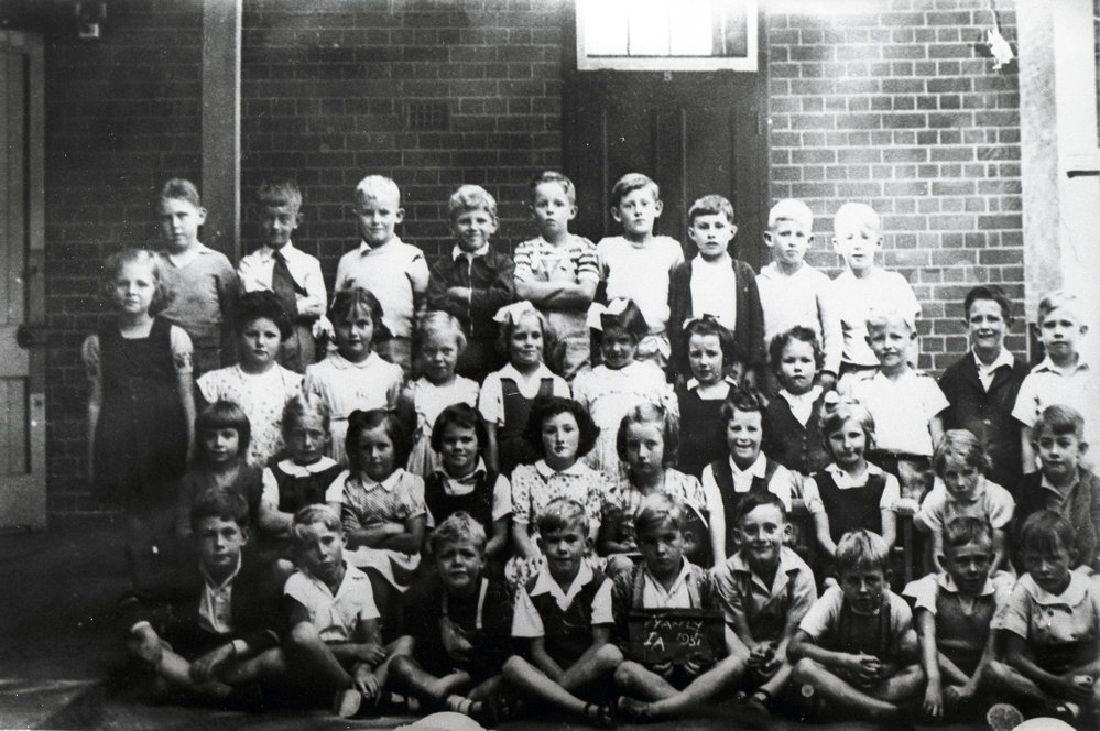 Manly Public School pupils. Class 1A, 1951