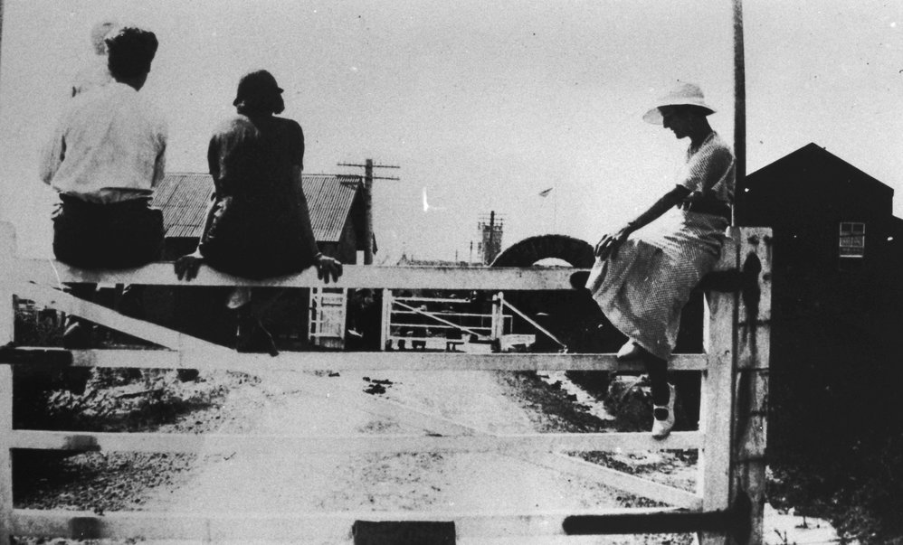 "Guests" on the gate of North Head Quarantine Station