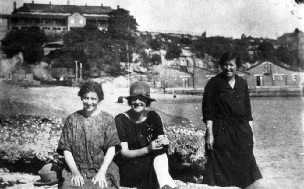 "Guests" at the Quarantine Station, Manly