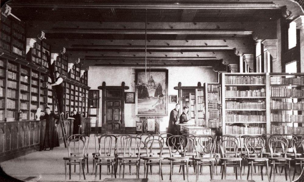 Original library at St Patrick's College, Manly, c 1905