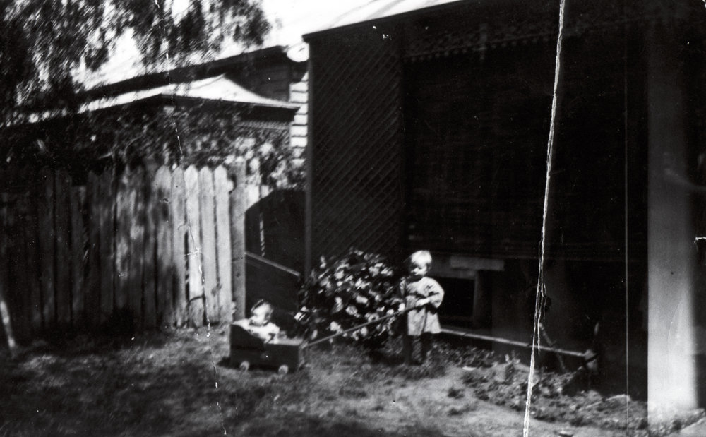 Patricia and Nancy Notting at the rear of 17 Cliff Street, Manly