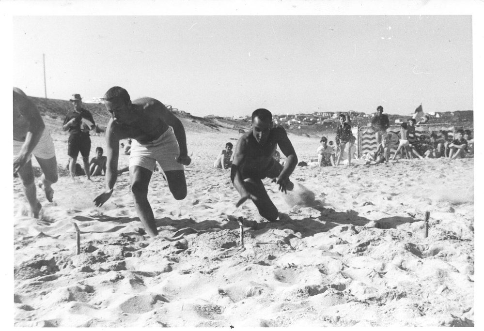 Flag race, South Curl Curl Beach