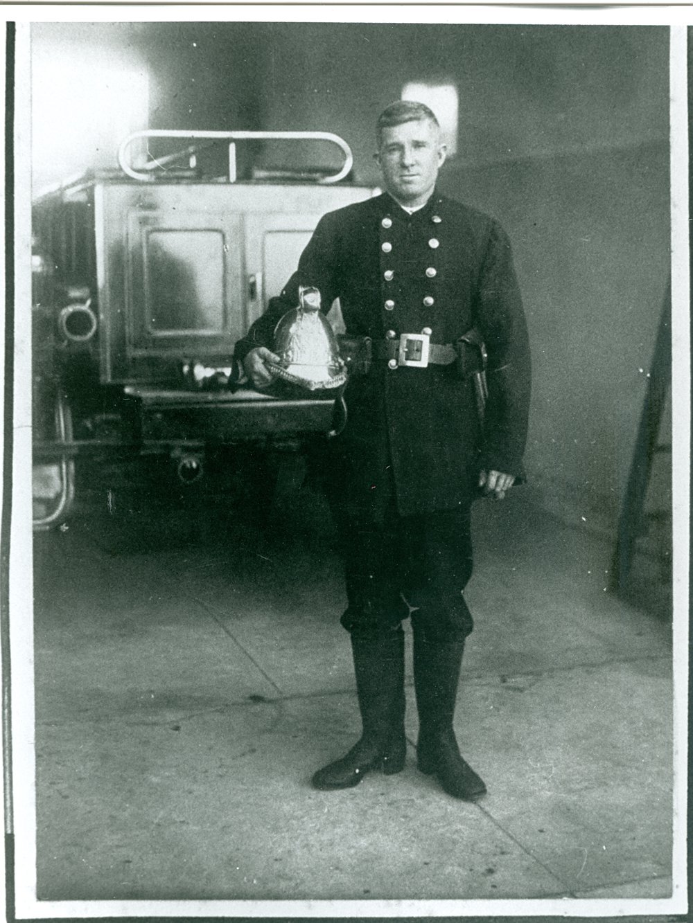 Jack Moppett of Freshwater Fire Brigade, Harbord 