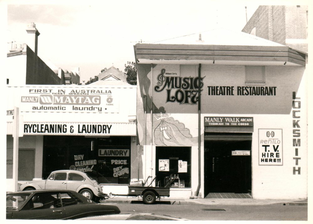 Shopfronts in Market Lane, Manly