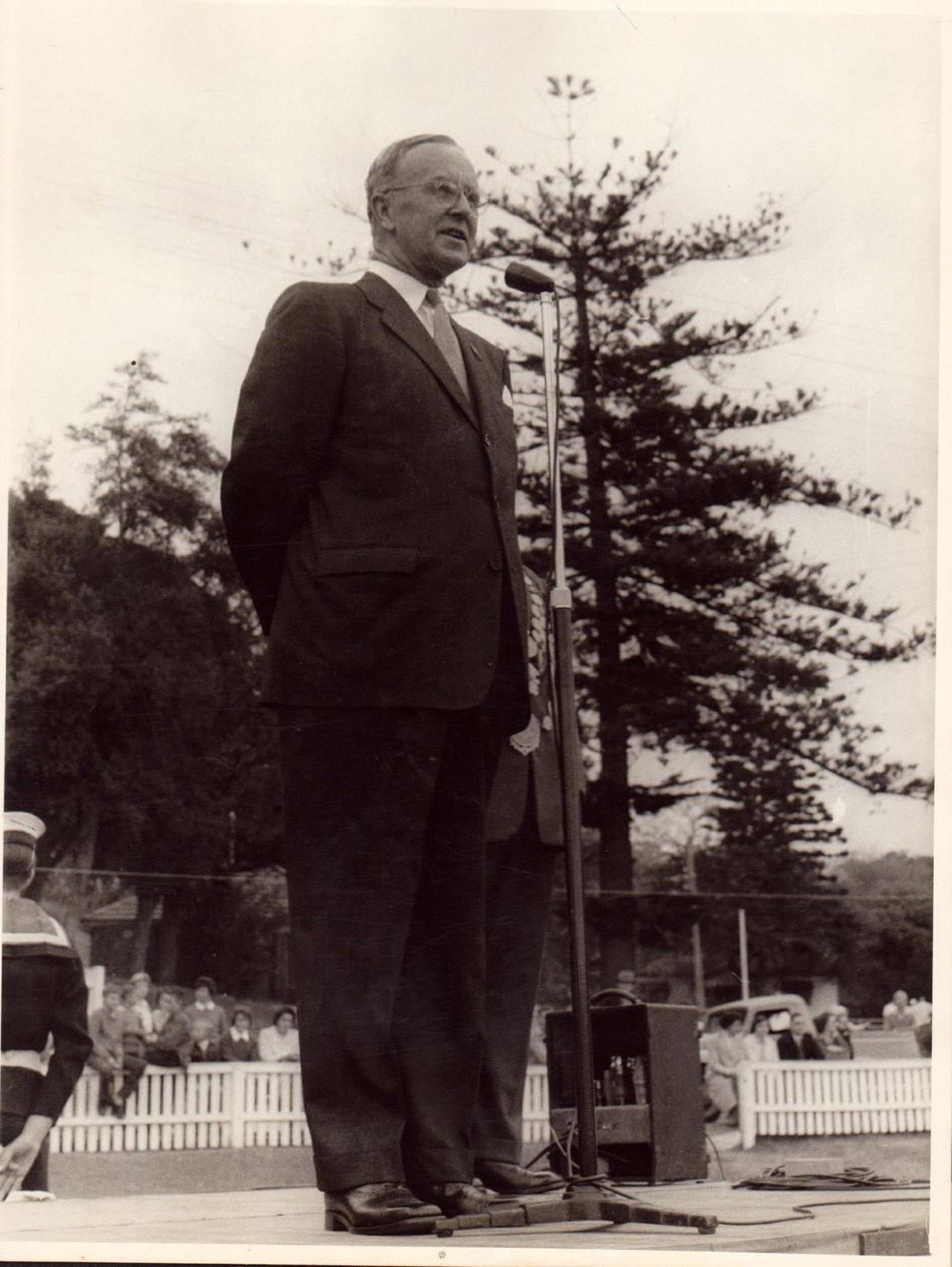 Judge Adrian Curlewis, Commonwealth Youth Sunday, Manly, 1961