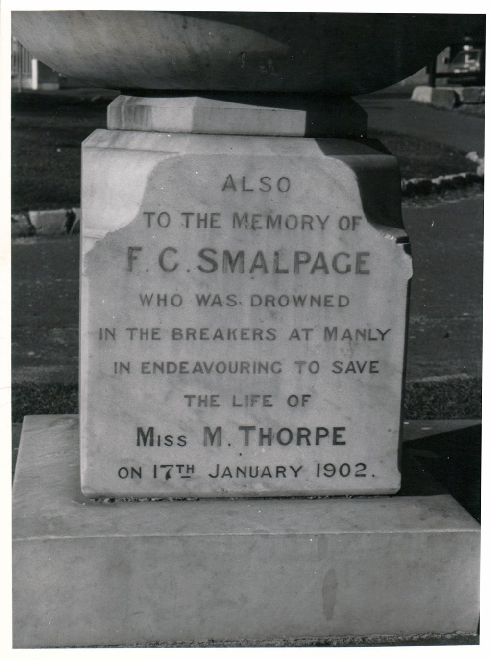 Memorial to F. C. Smalpage in East Esplanade Reserve, Manly