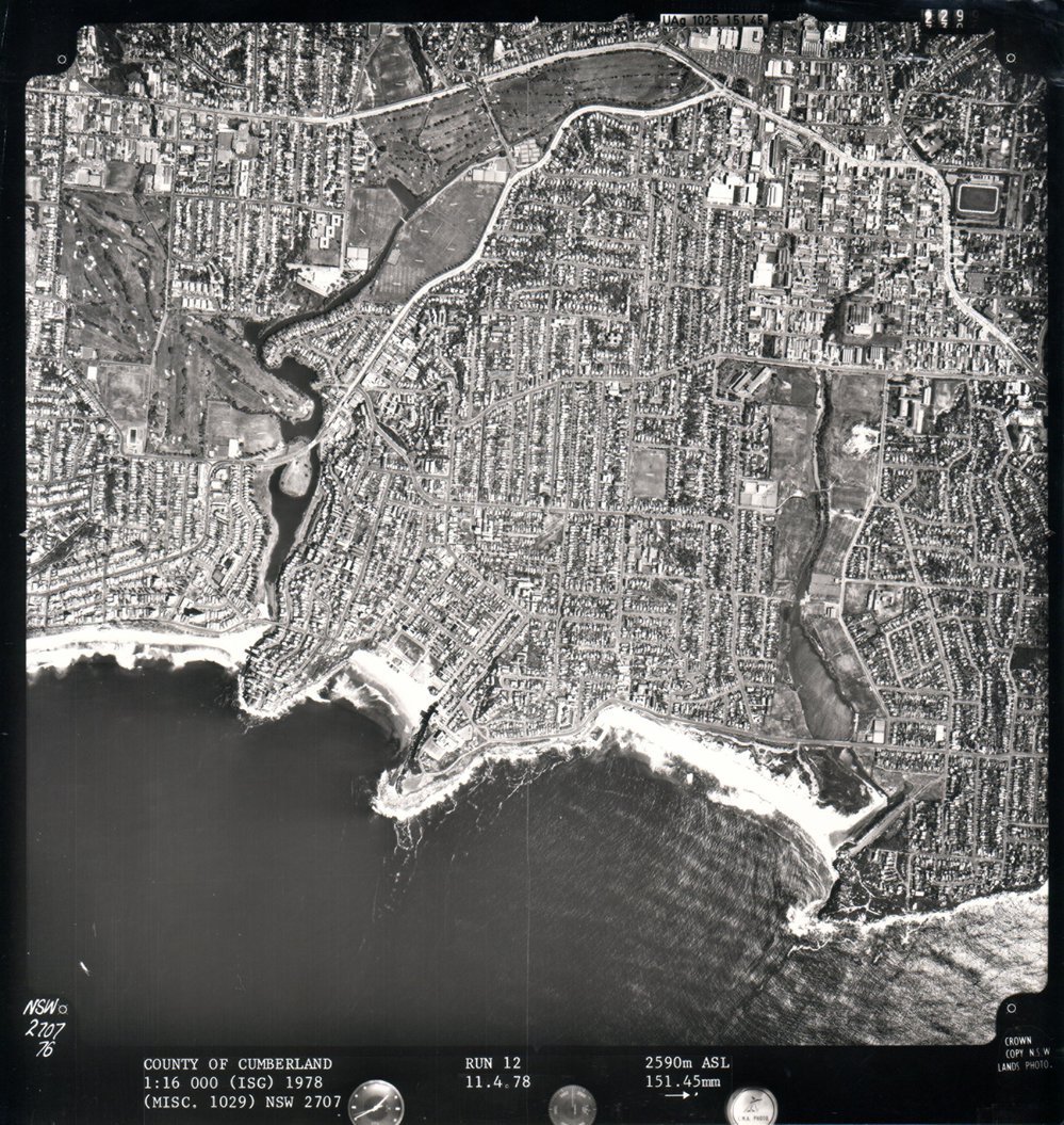 Aerial view of Manly, 1978