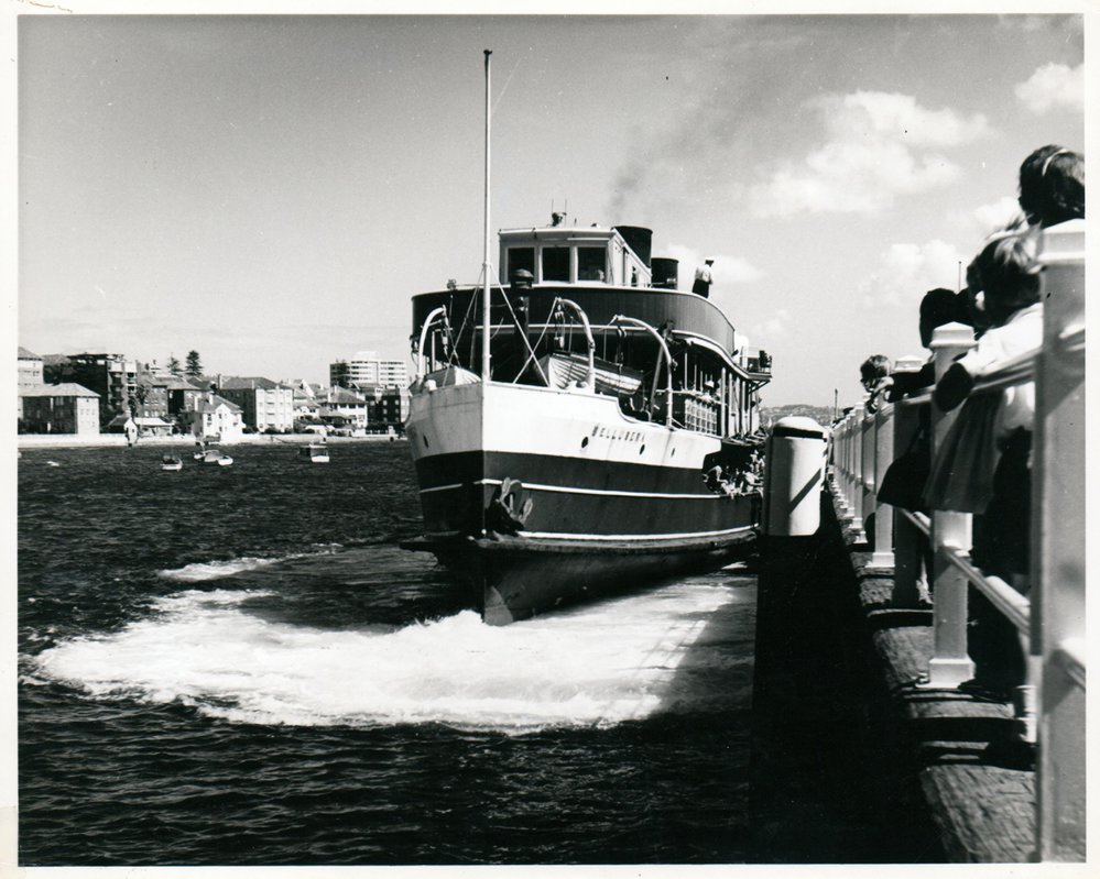 Manly ferry Bellubera pulling into Manly Wharf, 1962