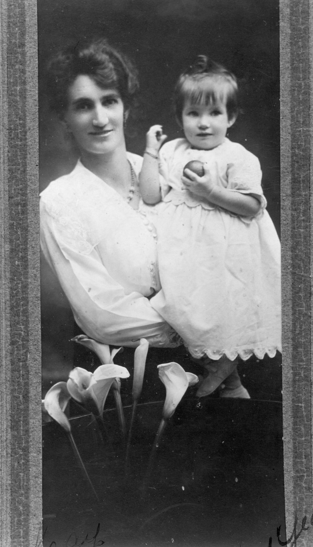 Helene Ethel Turvey &amp; Helene Bertha Turvey (Betty) daughter one year old, Belrose