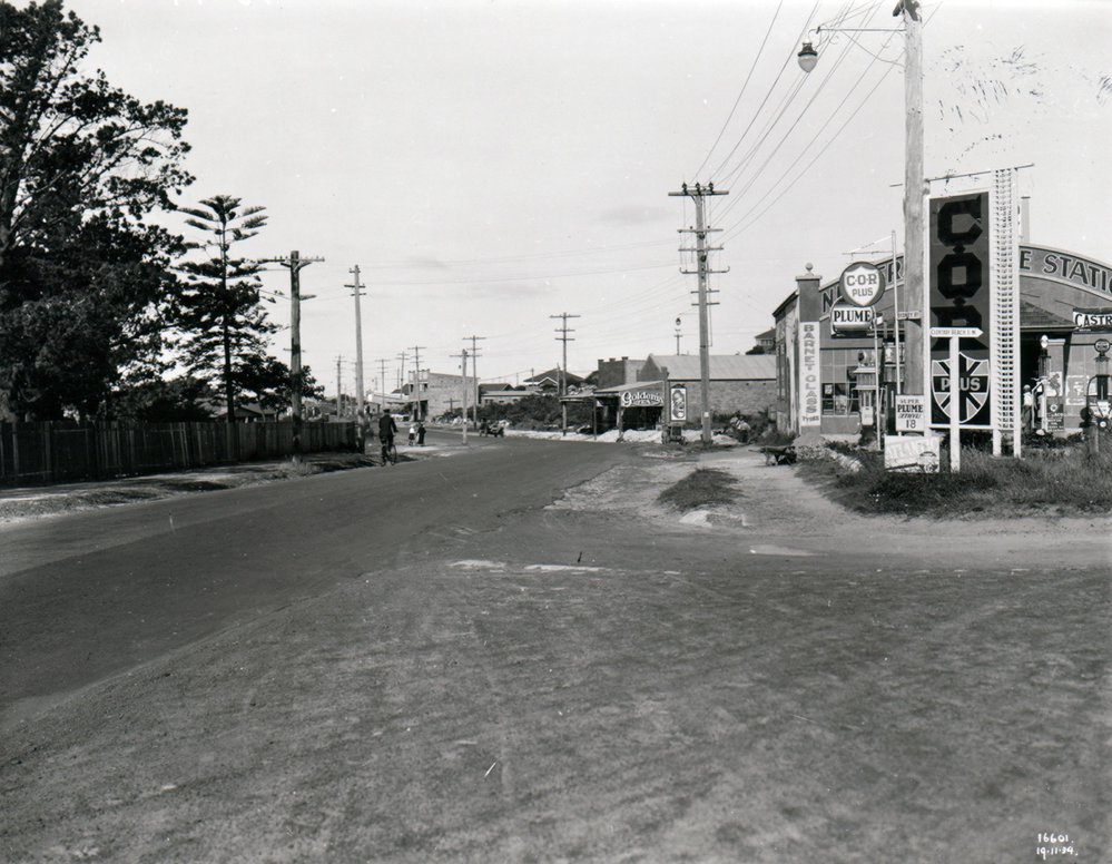 Sydney Road, Seaforth, 1934