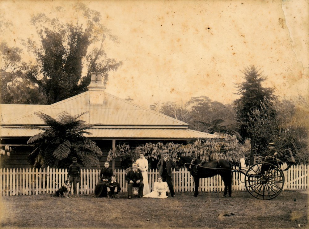 Brookvale House, showing members of the Malcolm family