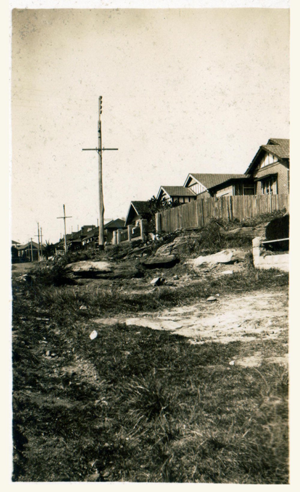 Houses along the southern side of Arthur Street, Fairlight
