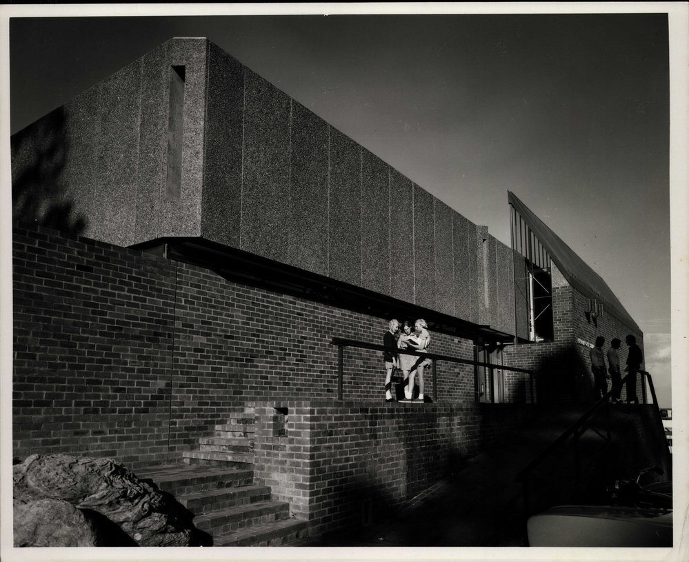 Warringah Shire Library, Dee Why