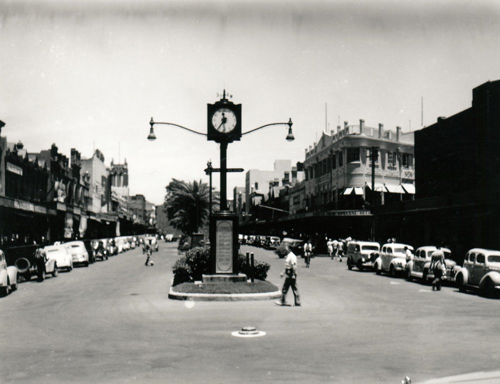 Manly Corso, 1947