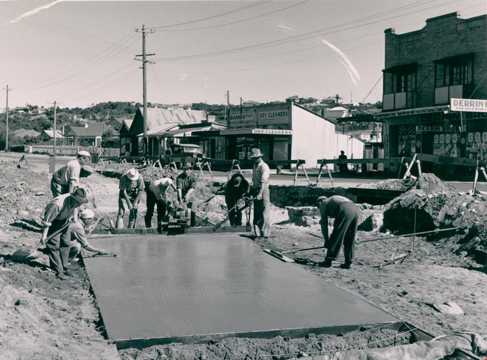 Digging up the Tram Line Pittwater Road, Dee Why