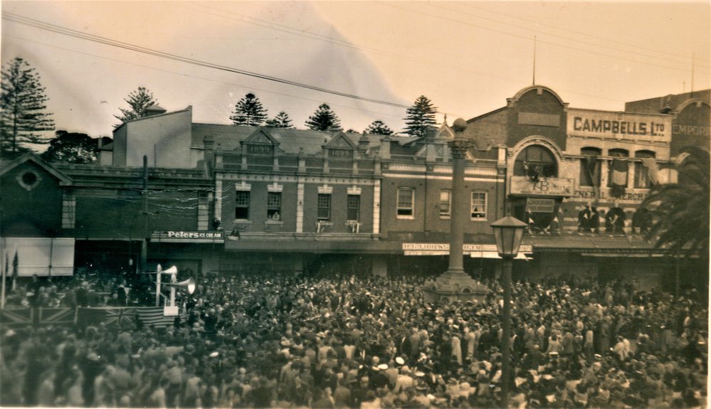 The Corso on "Victory-Pacific" Day