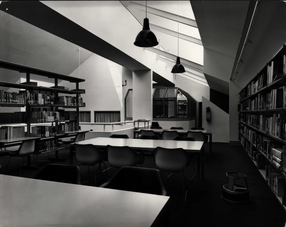 Mona Vale Library interior
