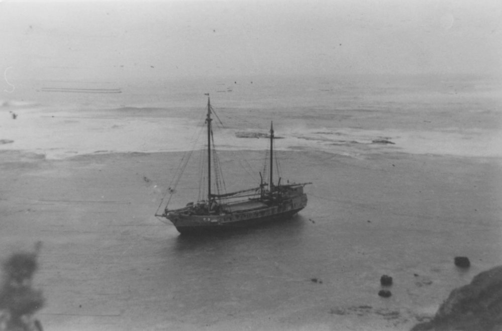 The Altair shipwrecked at Long Reef