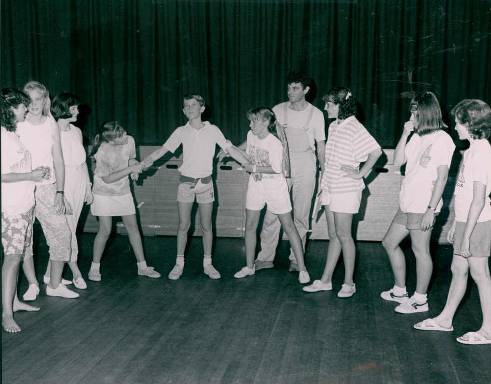 Elanora Youth Theatre with Richard Tulloch