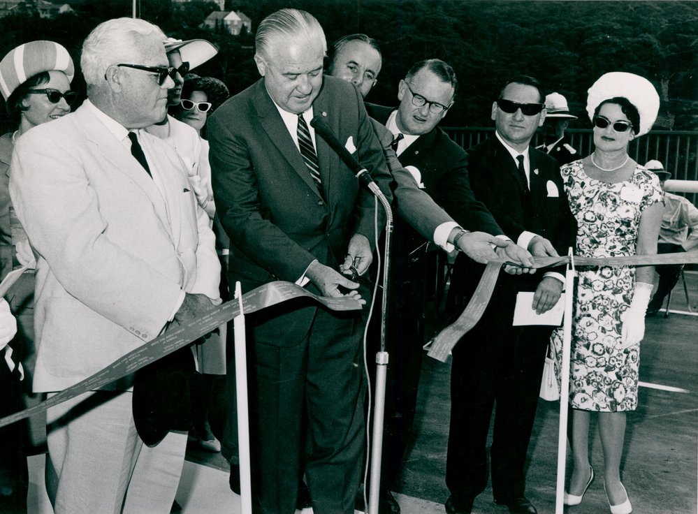 Opening of new Roseville Bridge