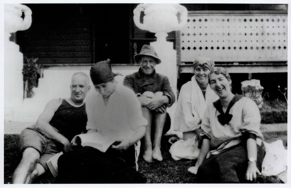 Isabel Letham and friends at Bilgola House