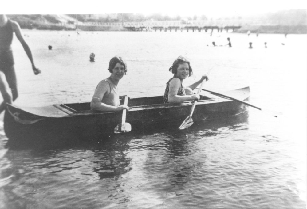 Canoeing on Narrabeen Lagoon