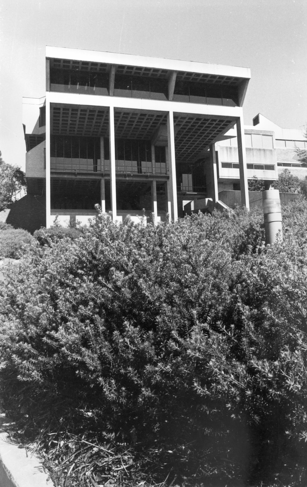 Dee Why Civic Centre and Council Chambers