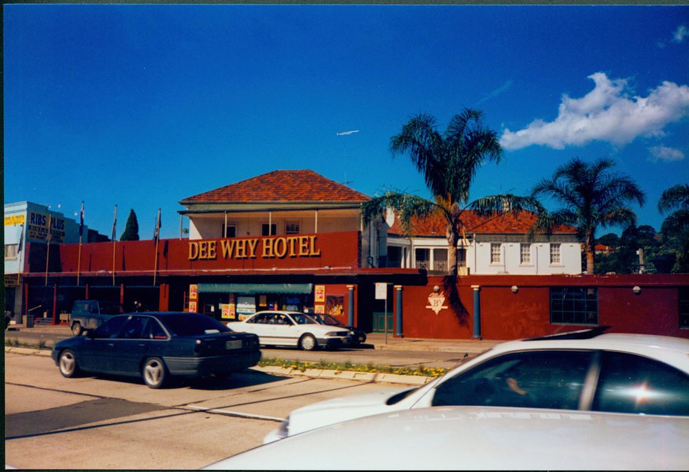 Dee Why Hotel Pittwater Road