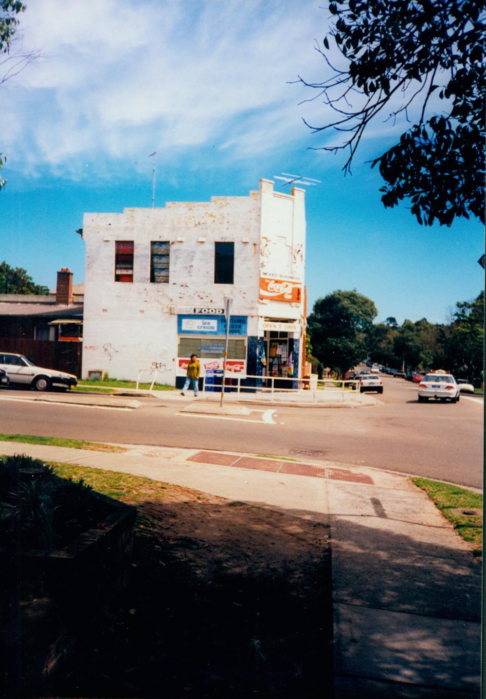 Shop corner Avon Road and Howard Avenue, Dee Why